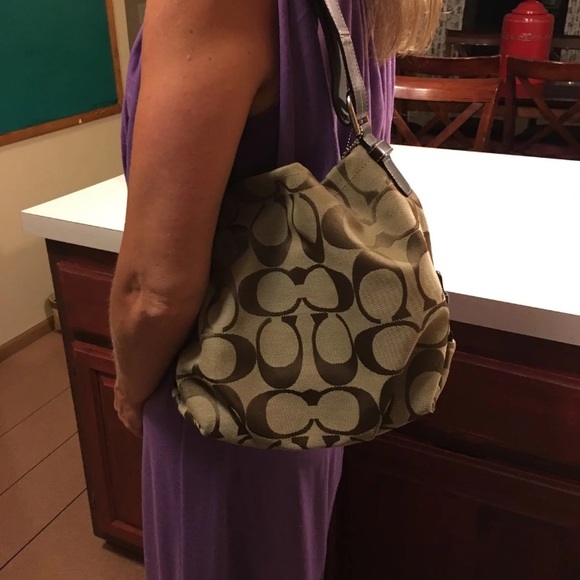 —SOLD—Coach bag - Picture 4 of 6